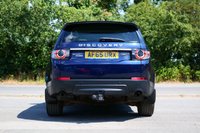 USED 2015 65 LAND ROVER DISCOVERY SPORT 2.0 TD4 HSE Luxury SUV 5dr Diesel Auto 4WD Euro 6 (s/s) (180 ps) LOIRE BLUE METALLIC PAINTWORK + SUNROOF + WINTER PACK + 7 SEATS