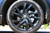 USED 2015 65 LAND ROVER DISCOVERY SPORT 2.0 TD4 HSE Luxury SUV 5dr Diesel Auto 4WD Euro 6 (s/s) (180 ps) LOIRE BLUE METALLIC PAINTWORK + SUNROOF + WINTER PACK + 7 SEATS