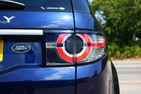 USED 2015 65 LAND ROVER DISCOVERY SPORT 2.0 TD4 HSE Luxury SUV 5dr Diesel Auto 4WD Euro 6 (s/s) (180 ps) LOIRE BLUE METALLIC PAINTWORK + SUNROOF + WINTER PACK + 7 SEATS