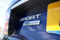 USED 2015 65 LAND ROVER DISCOVERY SPORT 2.0 TD4 HSE Luxury SUV 5dr Diesel Auto 4WD Euro 6 (s/s) (180 ps) LOIRE BLUE METALLIC PAINTWORK + SUNROOF + WINTER PACK + 7 SEATS