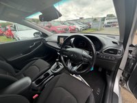 USED 2017 17 HYUNDAI I30 1.4 T-GDi Blue Drive SE Nav Hatchback 5dr Petrol DCT Euro 6 (s/s) (140 ps) 