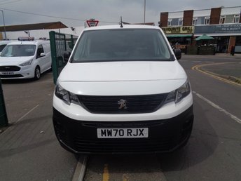 View our PEUGEOT PARTNER