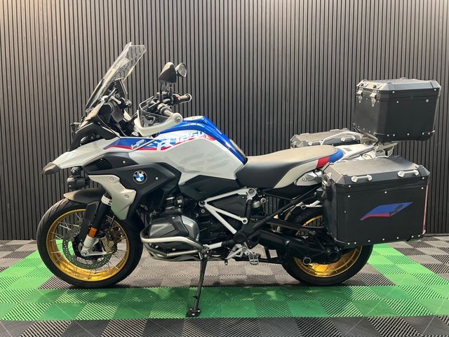 View our BMW R 1250 GS