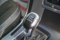 USED 2016 16 VOLVO XC60 2.0 D4 R-Design Nav SUV 5dr Diesel Manual Euro 6 (s/s) (190 ps) 