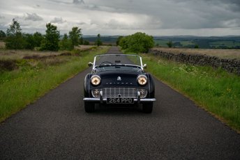 View our TRIUMPH TR3
