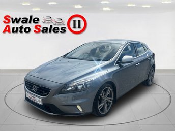 2015 VOLVO V40