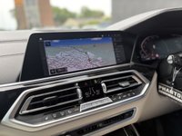 USED 2020 20 BMW X5 3.0 40i M Sport SUV 5dr Petrol Auto xDrive Euro 6 (s/s) (340 ps) FULL BMW SERVICE HISTORY + HEADS UP DISPLAY + LASER LIGHTS + 7 SEATS + THIRD-ROW SEATING - TECHNOLOGY PACK + COMFORT PACKAGE + M SPORT PLUS PACKAGE + VISIBILTY PACK + 2 KEYS + DISPLAY KEY + REAR ENTERTAINMENT + PART EXCHANGE WELCOME + 12 MONTHS MOT + FINANCE AVAILABLE