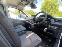 USED 2026 26 RENAULT TRAFIC  LH30 ADVANCE 2.0DCI 150 BHP Rare High Specification Hightop Model With 150BHP Engine, Air Con, Media Screen, Parking Sensors & Much More!
