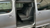 USED 2022 22 VAUXHALL VIVARO Crew Van Sportive Elite L2 H1 145 PS 2.0 Ltr Turbo D LWB Crew Van Double Cab Automatic with Air Conditioning, Alloy Wheels, Sat Nav, Rear View Camera and twin Side Loading Doors finished in 