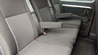 USED 2022 22 VAUXHALL VIVARO Crew Van Sportive Elite L2 H1 145 PS 2.0 Ltr Turbo D LWB Crew Van Double Cab Automatic with Air Conditioning, Alloy Wheels, Sat Nav, Rear View Camera and twin Side Loading Doors finished in 