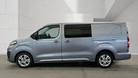USED 2022 22 VAUXHALL VIVARO Crew Van Sportive Elite L2 H1 145 PS 2.0 Ltr Turbo D LWB Crew Van Double Cab Automatic with Air Conditioning, Alloy Wheels, Sat Nav, Rear View Camera and twin Side Loading Doors finished in 