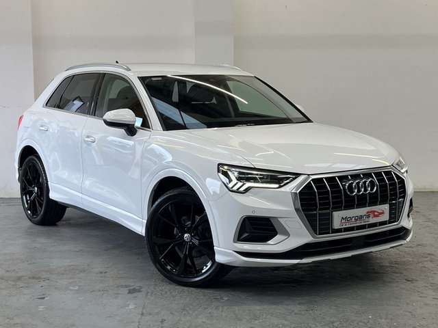 View our AUDI Q3