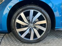 USED 2019 19 VOLKSWAGEN TOURAN 1.5 TSI EVO R-Line MPV 5dr Petrol DSG Euro 6 (s/s) (150 ps) 