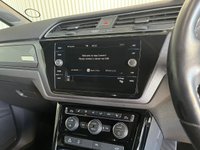 USED 2019 19 VOLKSWAGEN TOURAN 1.5 TSI EVO R-Line MPV 5dr Petrol DSG Euro 6 (s/s) (150 ps) 