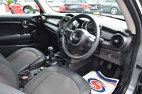 USED 2017 67 MINI HATCH 1.5 Cooper Hatchback 3dr Petrol Manual Euro 6 (s/s) (136 ps) MOONWALK GREY