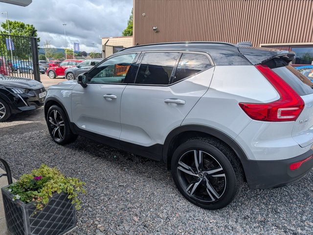 View our VOLVO XC40
