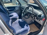 USED 2006 56 CITROEN XSARA PICASSO 2.0i 16V Exclusive MPV 5dr Petrol Automatic (205 g/km, 137 bhp) 