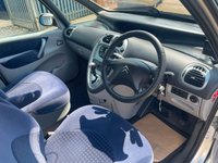 USED 2006 56 CITROEN XSARA PICASSO 2.0i 16V Exclusive MPV 5dr Petrol Automatic (205 g/km, 137 bhp) 