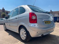 USED 2006 56 CITROEN XSARA PICASSO 2.0i 16V Exclusive MPV 5dr Petrol Automatic (205 g/km, 137 bhp) 