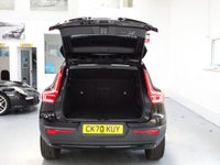 USED 2020 70 VOLVO XC40 1.5 T3 R-Design SUV 5dr Petrol Auto Euro 6 (s/s) (163 ps) SAT NAV-H/K SOUND-PAN ROOF