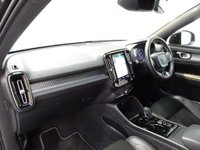 USED 2020 70 VOLVO XC40 1.5 T3 R-Design SUV 5dr Petrol Auto Euro 6 (s/s) (163 ps) SAT NAV-H/K SOUND-PAN ROOF