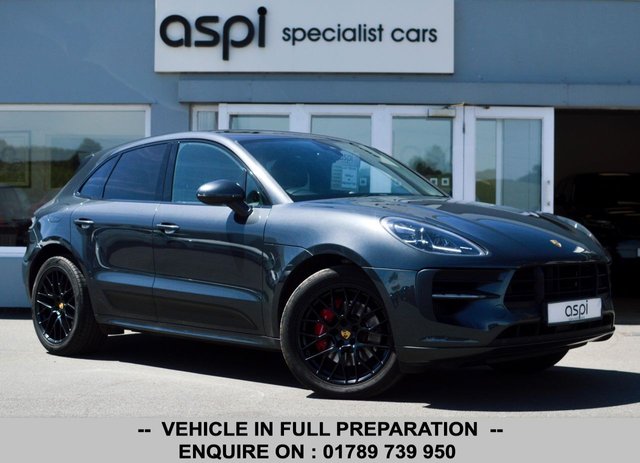 View our PORSCHE MACAN