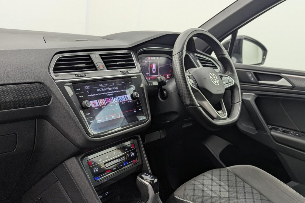 USED 2021 21 VOLKSWAGEN TIGUAN 1.5 TSI R-Line SUV 5dr Petrol DSG Euro 6 (s/s) (150 ps) Car Play, Adaptive Cruise, DAB