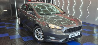 2015 FORD FOCUS 1.6 Zetec Hatchback 5dr Petrol Powershift Euro 6 (125 ps) &pound;7434.00
