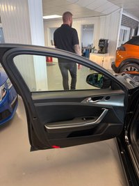 USED 2018 04 KIA STINGER 2.2 CRDi GT-Line Gran Turismo 5dr Diesel Auto Euro 6 (s/s) (197 bhp) 