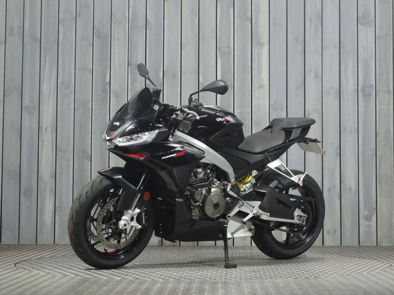 APRILIA TUONO 660