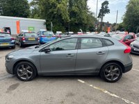 USED 2015 64 VOLVO V40 CROSS COUNTRY 1.6 D2 Lux Nav Hatchback 5dr Diesel Manual Euro 5 (s/s) (115 ps) 2 OWNERS, 2 KEYS, &pound;20 TAX