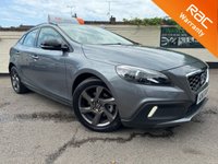 USED 2015 64 VOLVO V40 CROSS COUNTRY 1.6 D2 Lux Nav Hatchback 5dr Diesel Manual Euro 5 (s/s) (115 ps) 2 OWNERS, 2 KEYS, &pound;20 TAX