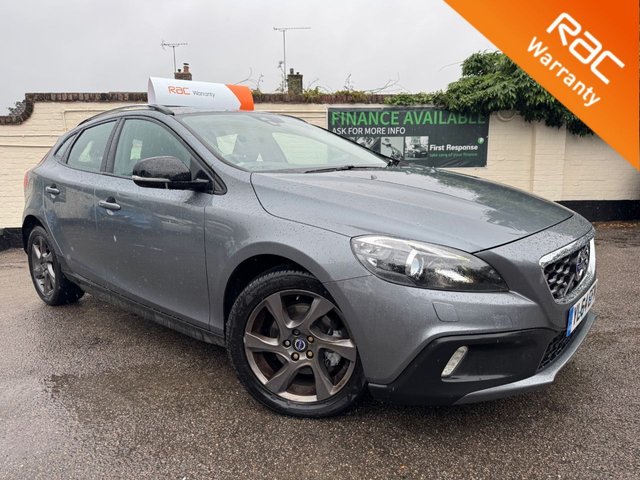 View our VOLVO V40 CROSS COUNTRY