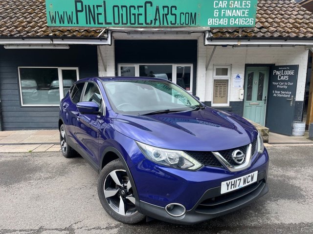 View our NISSAN QASHQAI