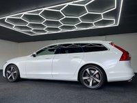 USED 2017 17 VOLVO V90 2.0 D5 PowerPulse R-Design Pro Estate 5dr Diesel Auto AWD Euro 6 (s/s) (235 ps) 