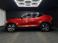 USED 2022 71 VOLVO XC40 1.5h T5 Recharge 10.7kWh Ultimate Dark SUV 5dr Petrol Plug-in Hybrid Auto Euro 6 (s/s) (262 ps) HEATED SEATS + 240 VOLT CHARGER