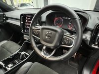 USED 2022 71 VOLVO XC40 1.5h T5 Recharge 10.7kWh Ultimate Dark SUV 5dr Petrol Plug-in Hybrid Auto Euro 6 (s/s) (262 ps) HEATED SEATS + 240 VOLT CHARGER