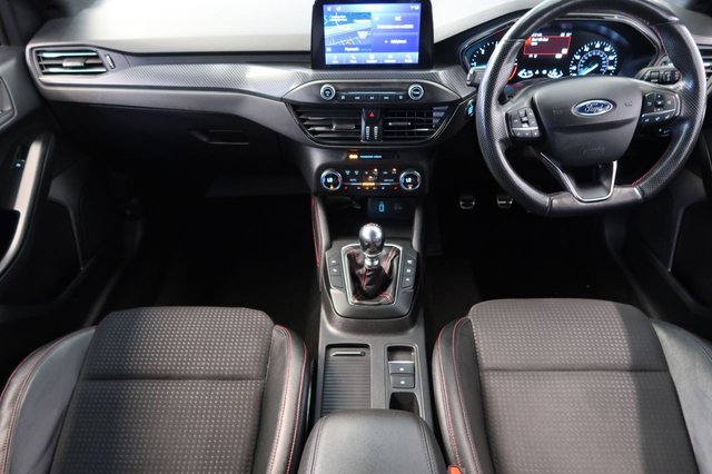 View our FORD FOCUS