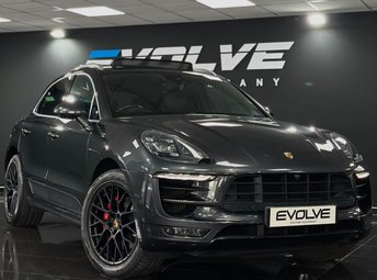 2016 PORSCHE MACAN