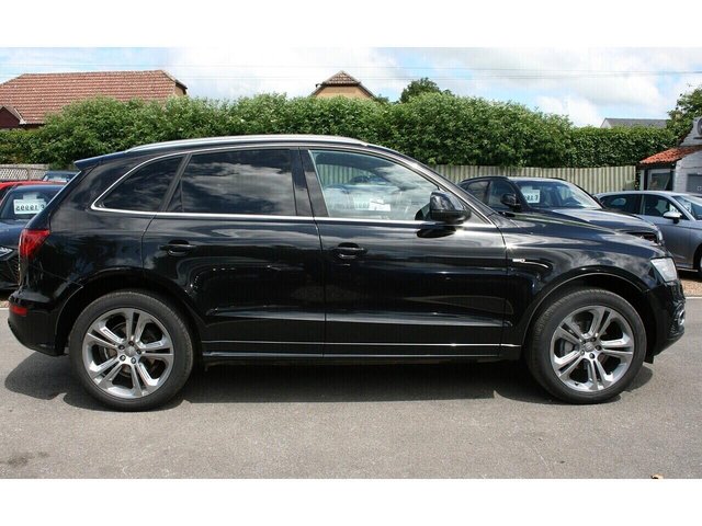 View our AUDI Q5