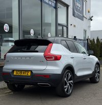 USED 2019 19 VOLVO XC40 2.0 D3 R-Design Pro SUV 5dr Diesel Auto Euro 6 (s/s) (150 ps) 