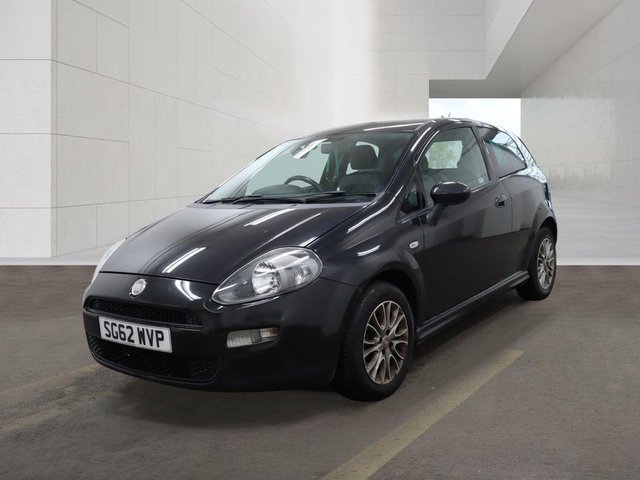 View our FIAT PUNTO