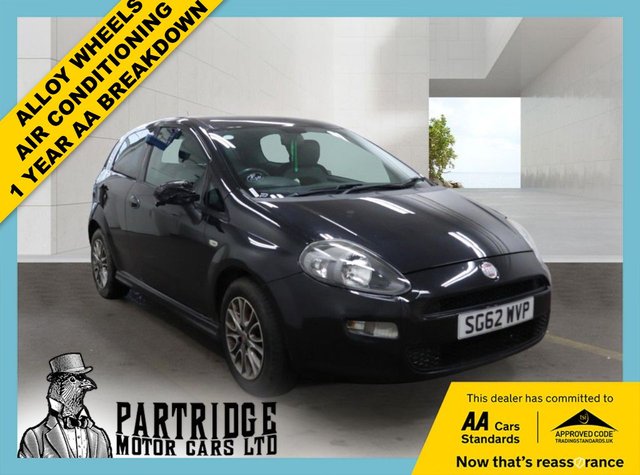 2012 FIAT PUNTO 1.4 GBT Hatchback 3dr Petrol Manual Euro 5 (s/s) (77 bhp) &pound;2750.00