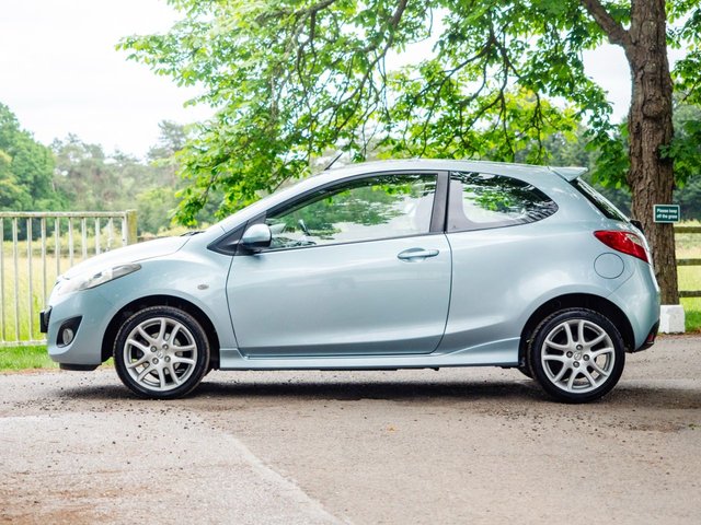 View our MAZDA MAZDA2