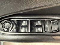 USED 2019 69 JEEP COMPASS 1.6L 5d  118 BHP 18'' ALLOY WHEELS , REAR PARKING SENSORS , REAR CAMERA , HEATED SEATS , HEATED STEERING WHEEL , SAT NAV , FULL SERVICE HISTORY - LATEST APRIL 2026