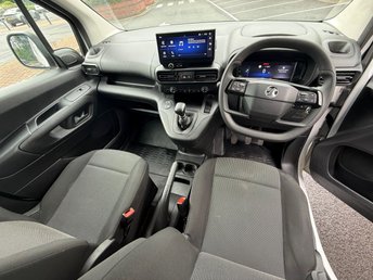 View our VAUXHALL COMBO