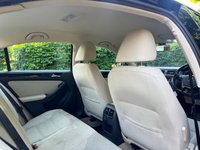 USED 2016 16 VOLKSWAGEN JETTA 1.4 TSI BlueMotion Tech SE Saloon 4dr Petrol DSG Euro 6 (s/s) (150 ps) 