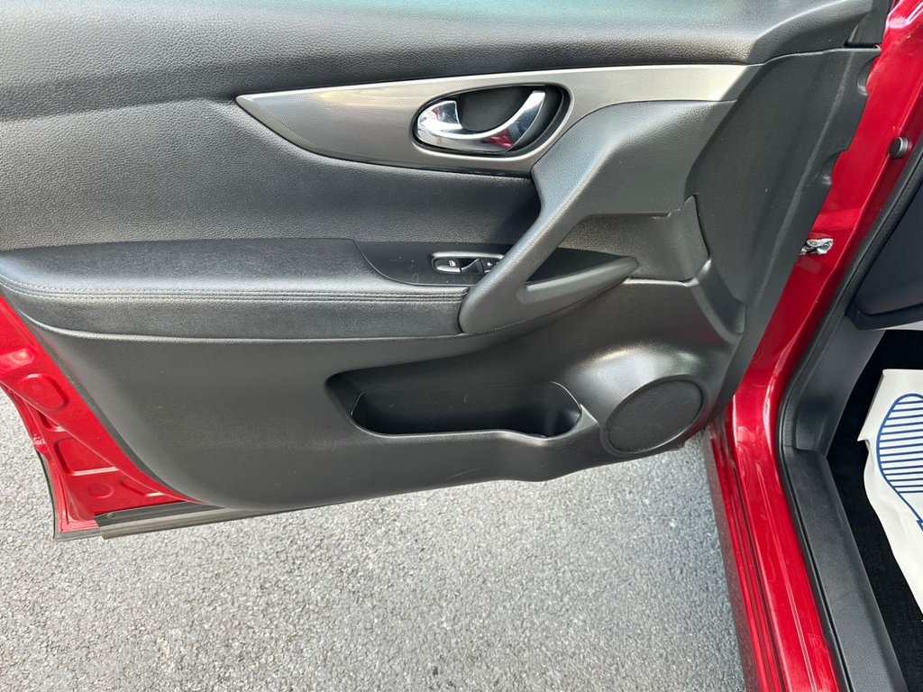 USED 2020 20 NISSAN QASHQAI 1.3 DIG-T N-Connecta SUV 5dr Petrol Manual Euro 6 (s/s) (140 ps) 