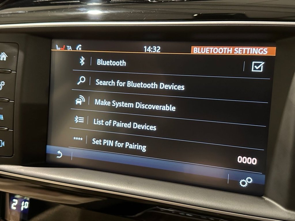 USED 2016 66 JAGUAR F-PACE 2.0 D180 Portfolio SUV 5dr Diesel Auto AWD Euro 6 (s/s) (180 ps) 