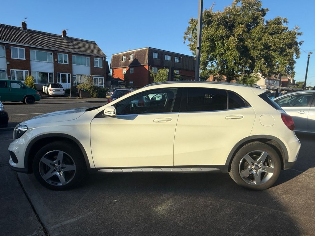 USED 2015 65 MERCEDES-BENZ GLA 2.0 GLA250 AMG Line SUV 5dr Petrol 7G-DCT 4MATIC Euro 6 (s/s) (211 ps) AUTO+PAN ROOF+FULL HISTORY
